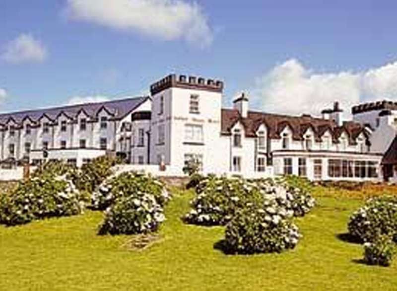 Butler Arms Hotel 워터빌 외부 사진