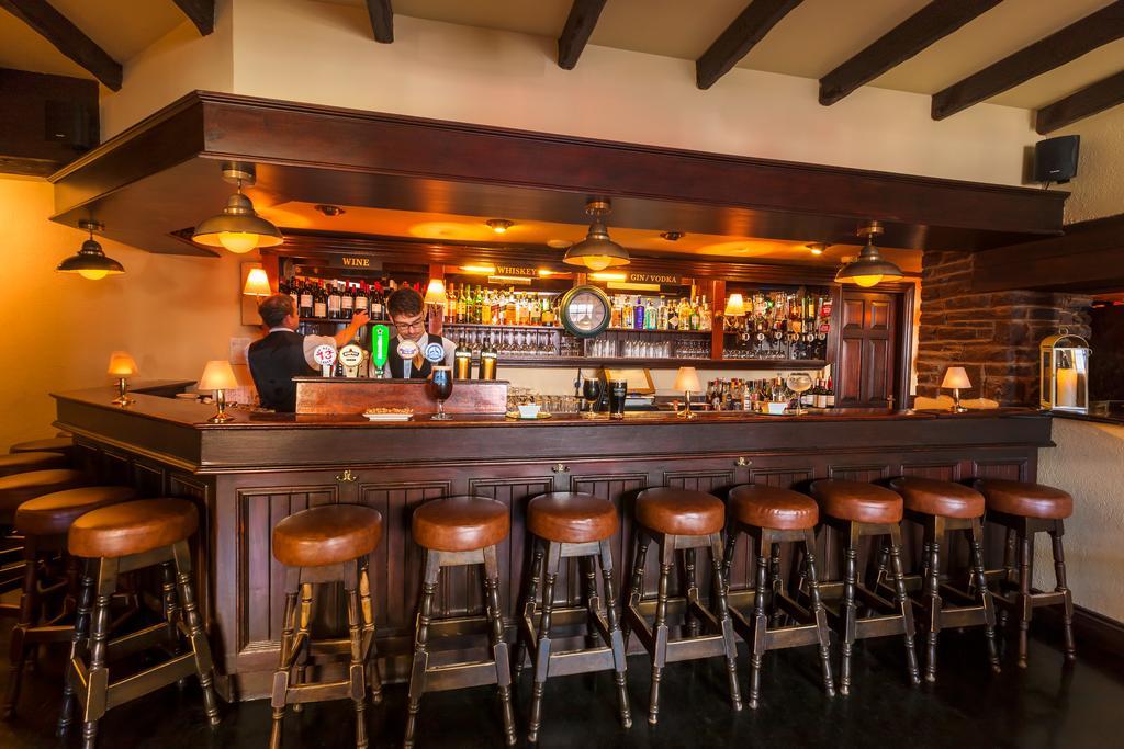 Butler Arms Hotel 워터빌 외부 사진