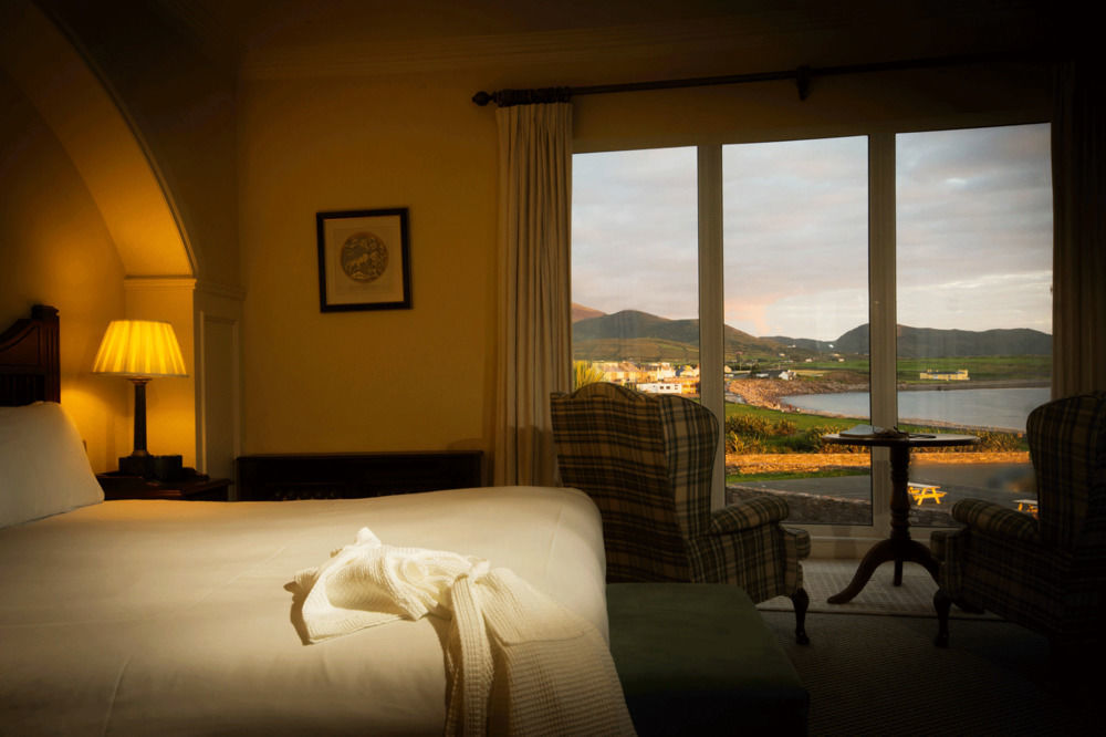 Butler Arms Hotel 워터빌 외부 사진